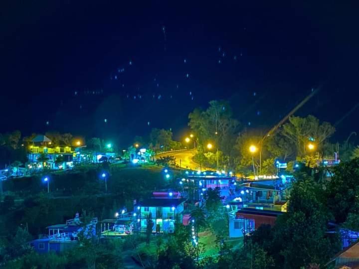 บ้านแช่มช้อย Khao Kho Exterior photo